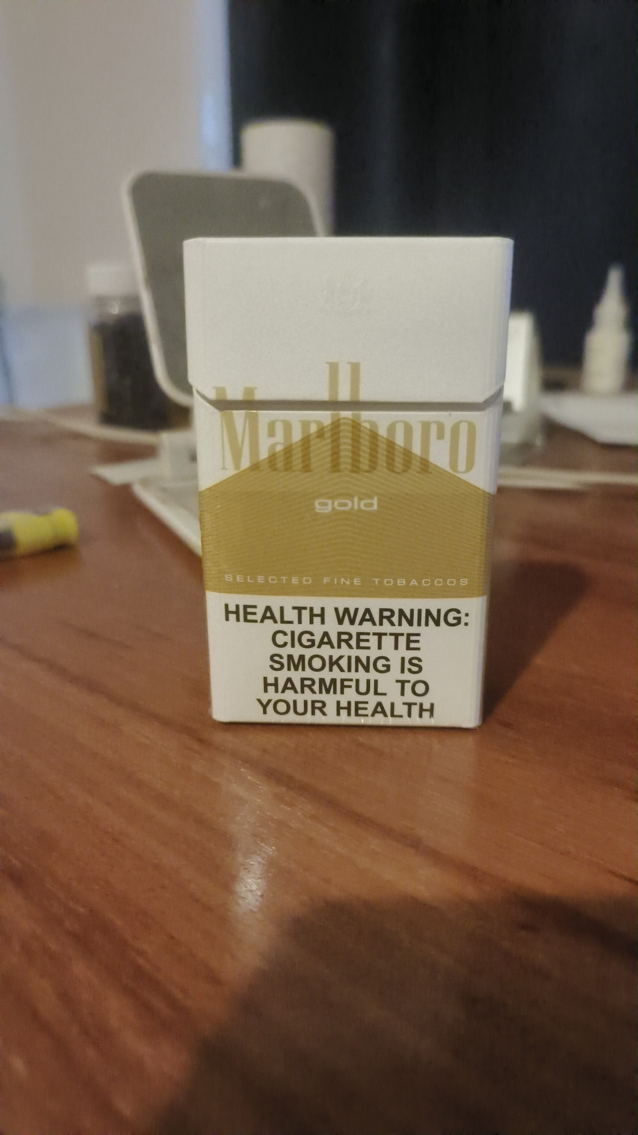 Marlboro Gold Cigarettes